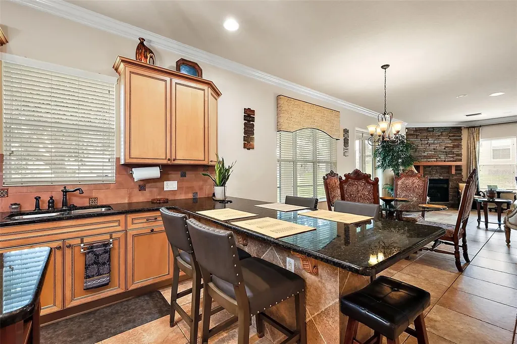 212 Crestrun Loop Leesburg FL 34748