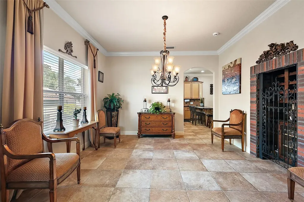 212 Crestrun Loop Leesburg FL 34748