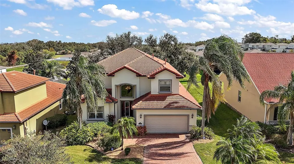 212 Crestrun Loop Leesburg FL 34748