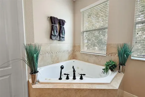 212 Crestrun Loop Leesburg FL 34748