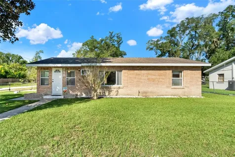 228 S Blue Lake Avenue Deland FL 32724