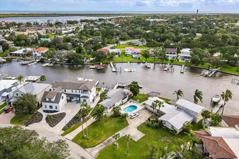 93 Dolphin Drive St Augustine FL 32080