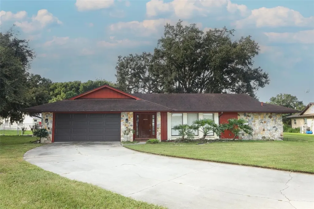 28 Westchester Drive Kissimmee FL 34744