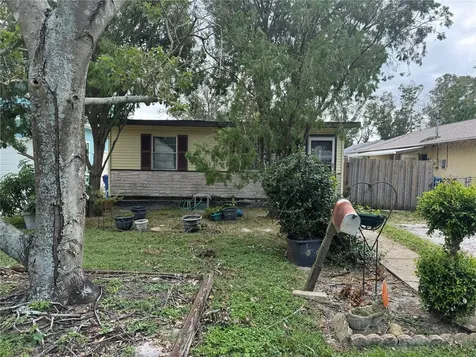 2942 24th Avenue N St Petersburg FL 33713