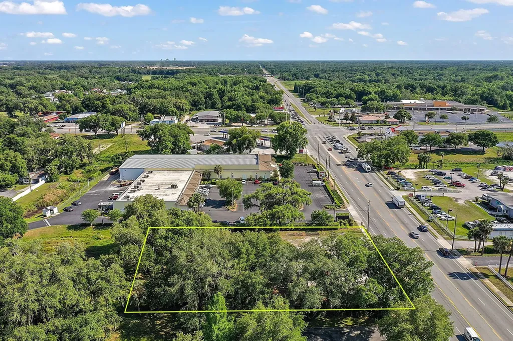 830 S Main Street Wildwood FL 34785