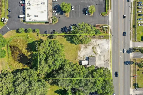 830 S Main Street Wildwood FL 34785