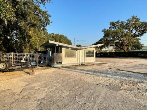 830 S Main Street Wildwood FL 34785