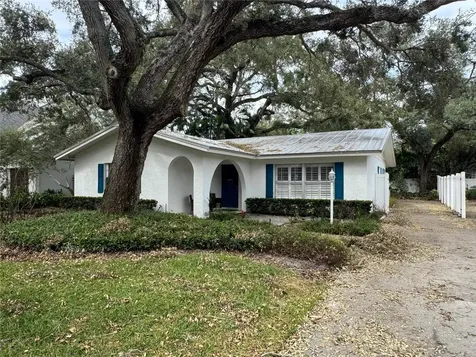 4631 W Leona Street Tampa FL 33629
