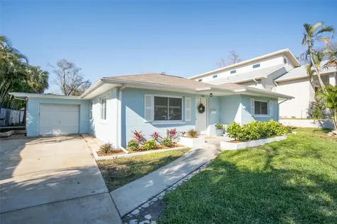 1843 Oregon Avenue NE St Petersburg FL 33703
