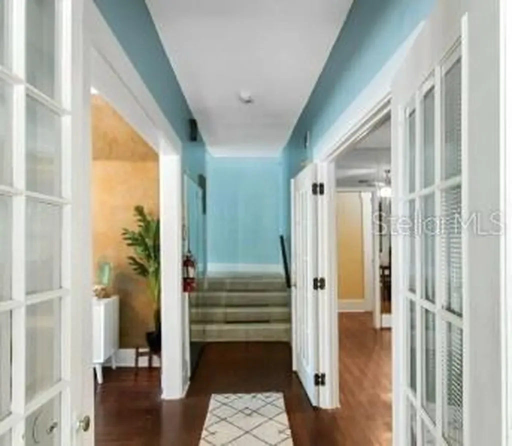 532 Beach Drive NE St Petersburg FL 33701