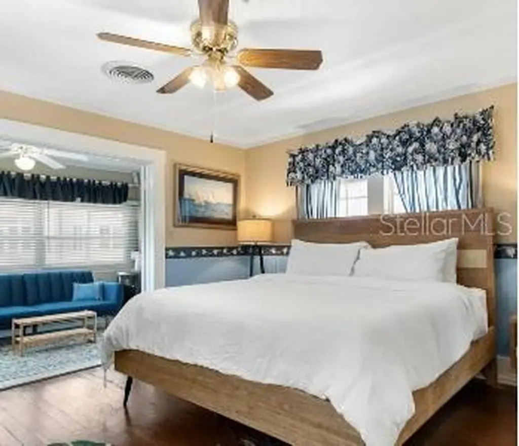 532 Beach Drive NE St Petersburg FL 33701