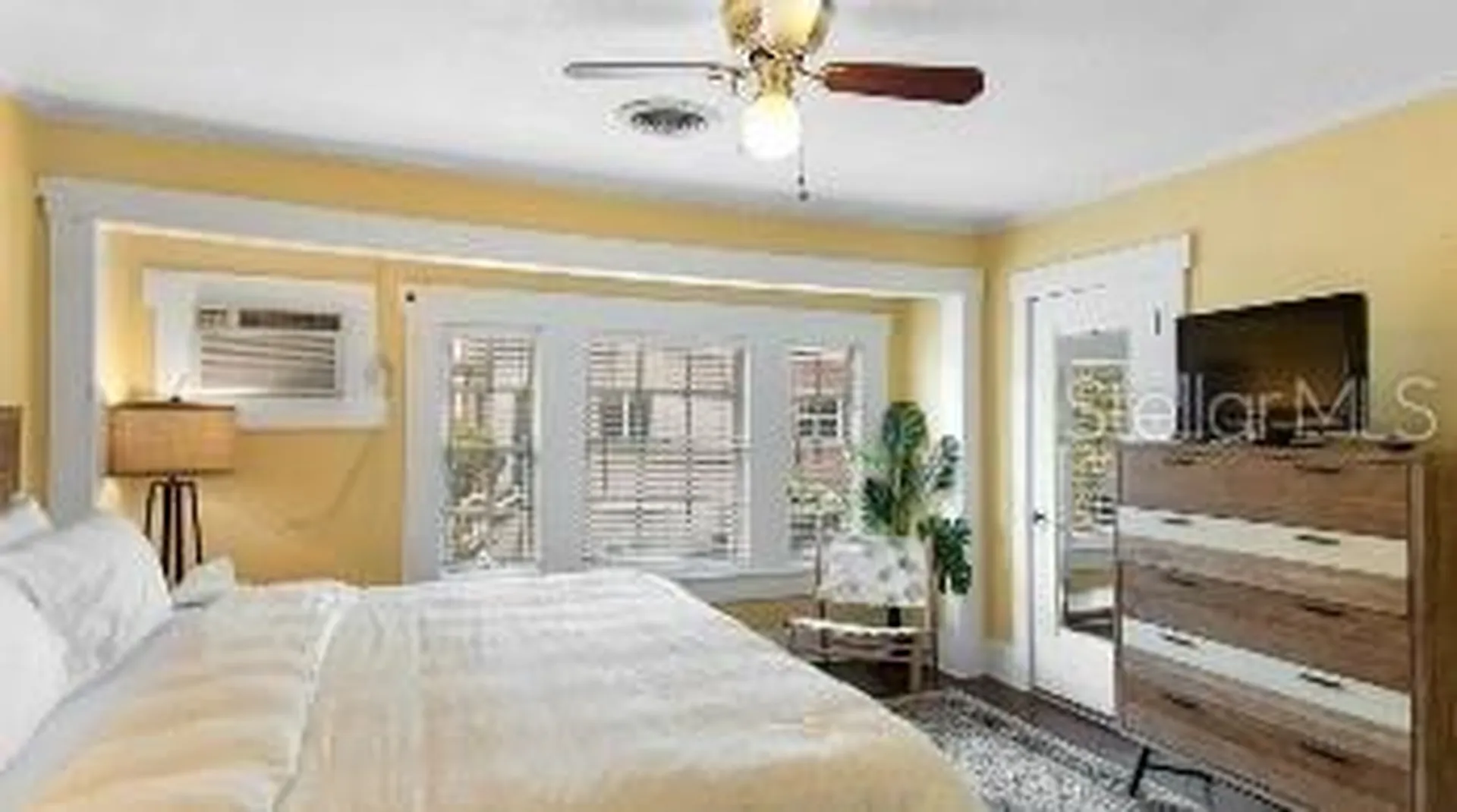 532 Beach Drive NE St Petersburg FL 33701