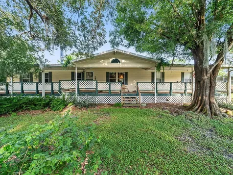 126 Bermuda Court Winter Haven FL 33880