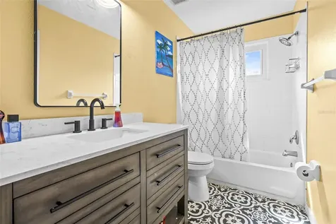 16206 Nottingham Park Way Tampa FL 33647