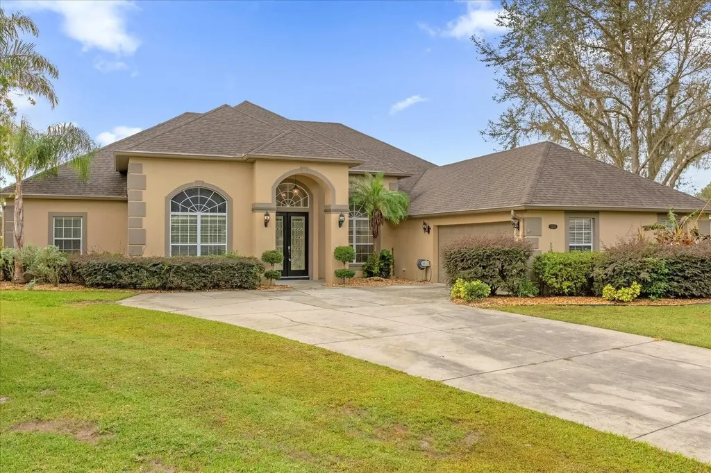 23134 Oak Cluster Drive Sorrento FL 32776