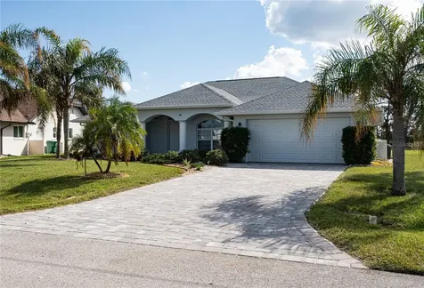 48 Sportsman Court Rotonda West FL 33947