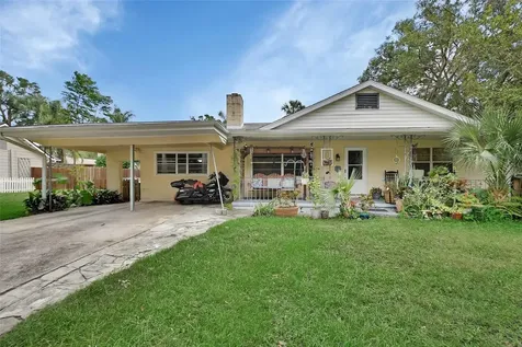 305 S Stone Street Deland FL 32720