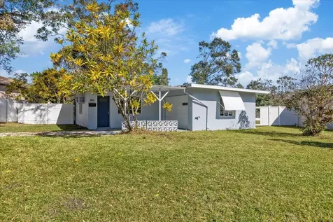 1405 50th Avenue N St Petersburg FL 33703
