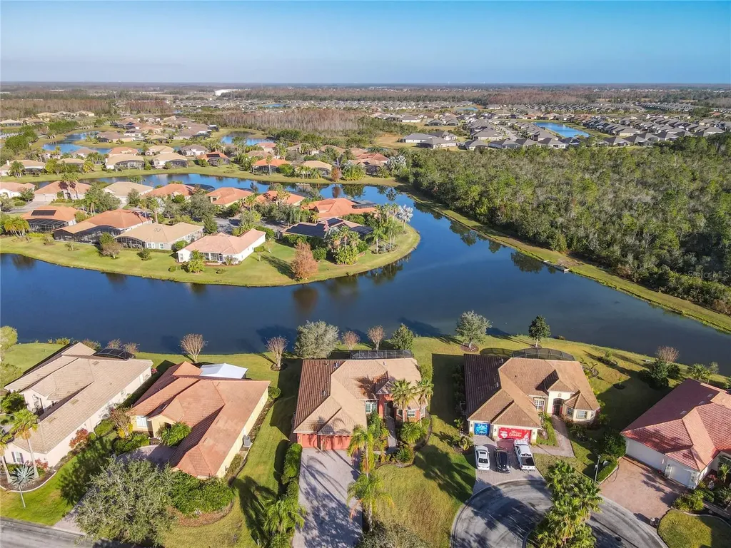 513 Viterra Court Kissimmee FL 34759