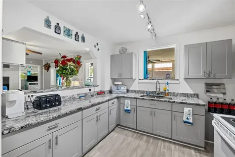 11000 54th Avenue N St Petersburg FL 33708