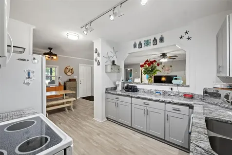 11000 54th Avenue N St Petersburg FL 33708