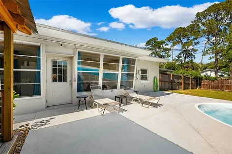 11000 54th Avenue N St Petersburg FL 33708