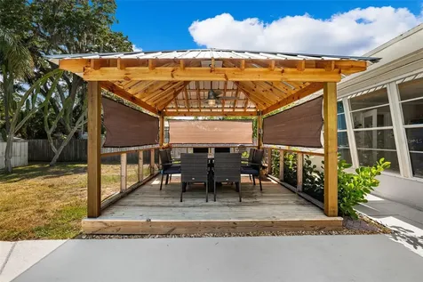 11000 54th Avenue N St Petersburg FL 33708