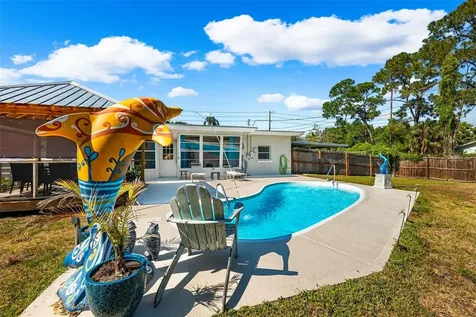 11000 54th Avenue N St Petersburg FL 33708