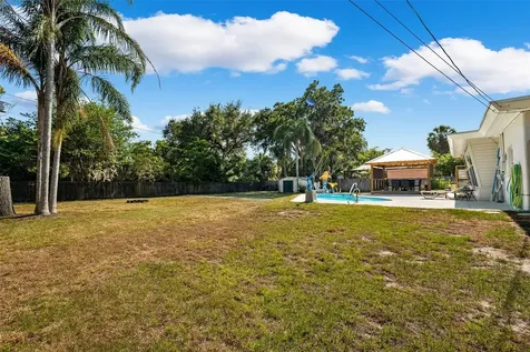 11000 54th Avenue N St Petersburg FL 33708