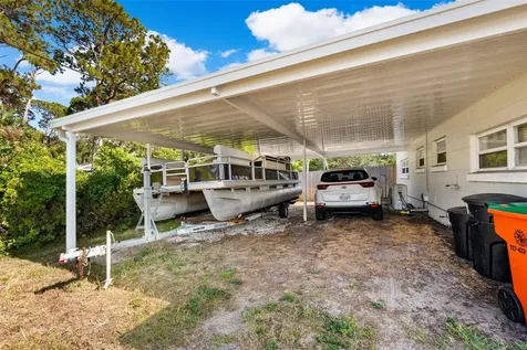 11000 54th Avenue N St Petersburg FL 33708
