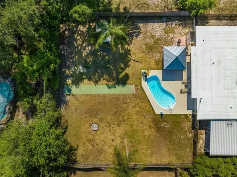 11000 54th Avenue N St Petersburg FL 33708