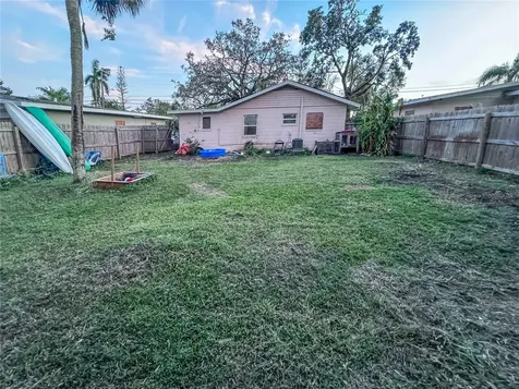 1106 26th Avenue W Bradenton FL 34205