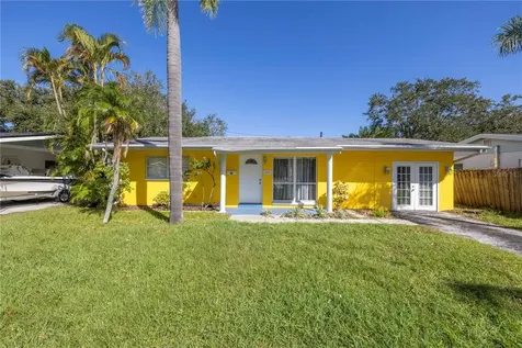 141 43rd Avenue NE St Petersburg FL 33703