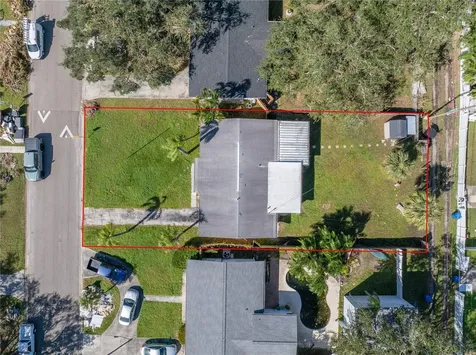 141 43rd Avenue NE St Petersburg FL 33703