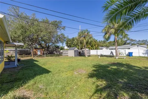 141 43rd Avenue NE St Petersburg FL 33703