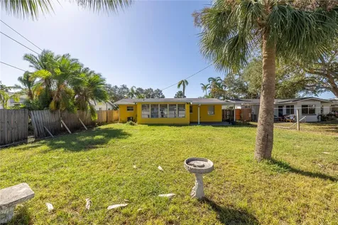 141 43rd Avenue NE St Petersburg FL 33703