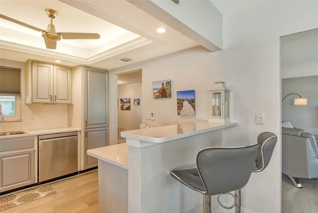 2607 Riverbluff Parkway Sarasota FL 34231