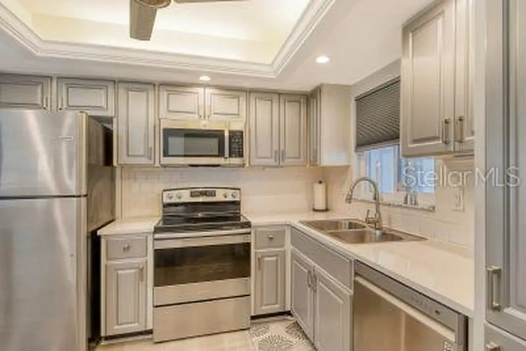 2607 Riverbluff Parkway Sarasota FL 34231