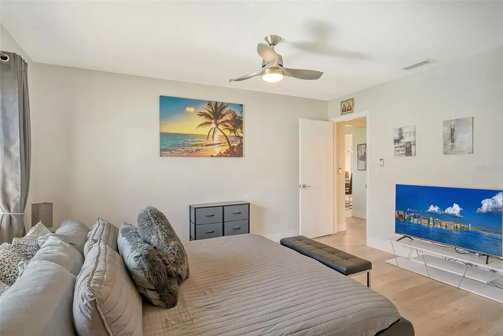 2607 Riverbluff Parkway Sarasota FL 34231