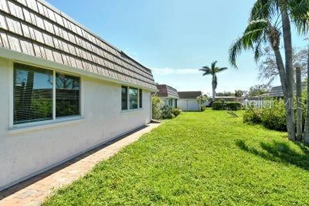 2607 Riverbluff Parkway Sarasota FL 34231