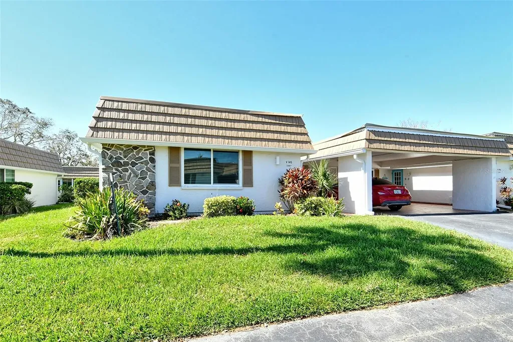 2607 Riverbluff Parkway Sarasota FL 34231