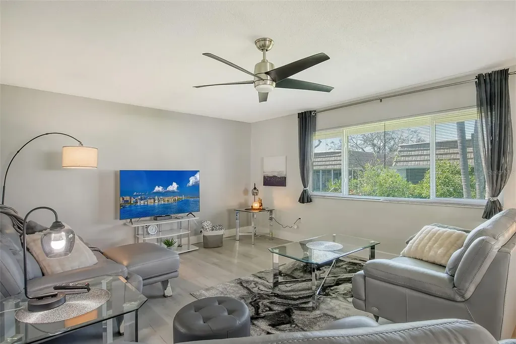 2607 Riverbluff Parkway Sarasota FL 34231