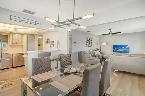 2607 Riverbluff Parkway Sarasota FL 34231