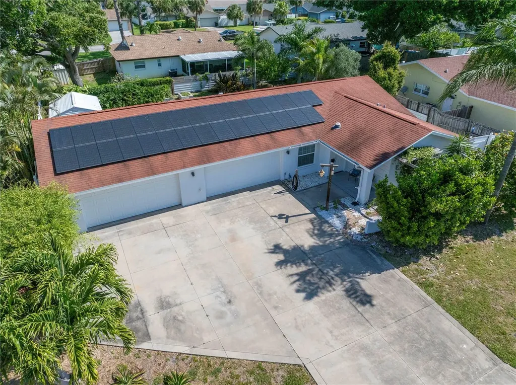 2689 59th Avenue S St Petersburg FL 33712