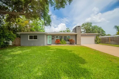 2511 69th Avenue S St Petersburg FL 33712