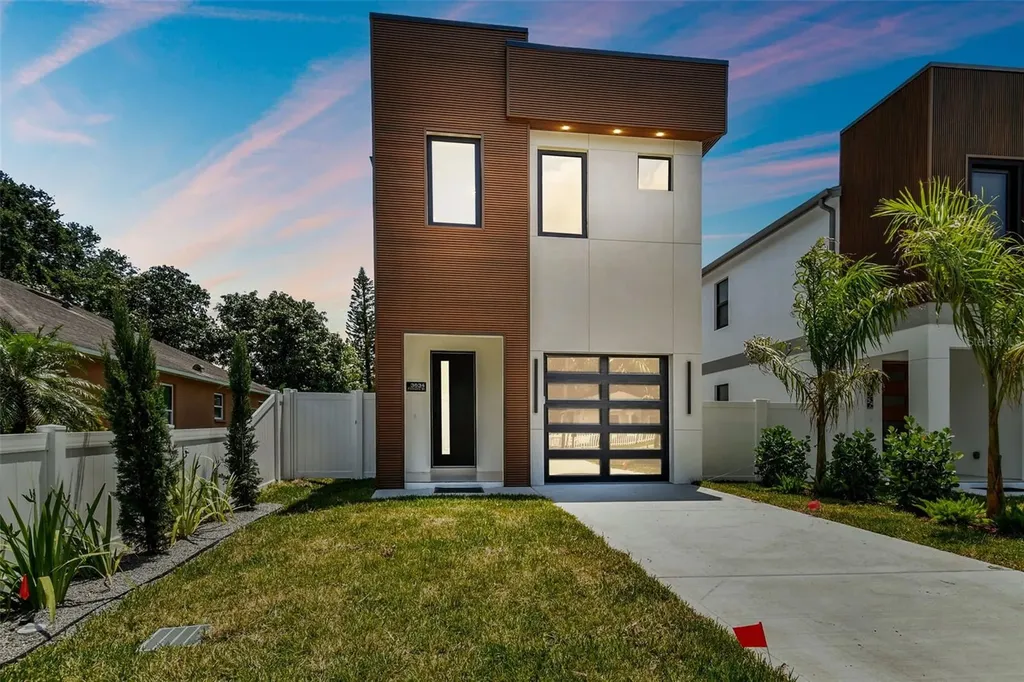 3634 W Palmetto Street Tampa FL 33607