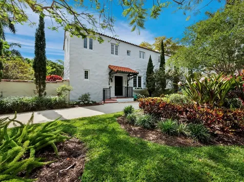 1050 Bay Point Place Sarasota FL 34236