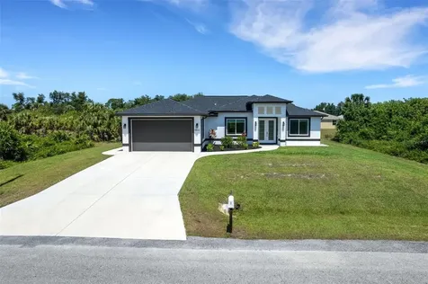 8842 Wawana Road North Port FL 34287