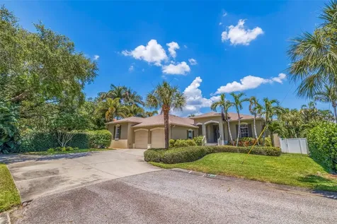 4399 49th Avenue S St Petersburg FL 33711