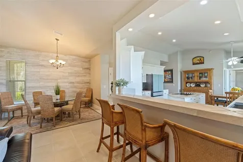 4399 49th Avenue S St Petersburg FL 33711